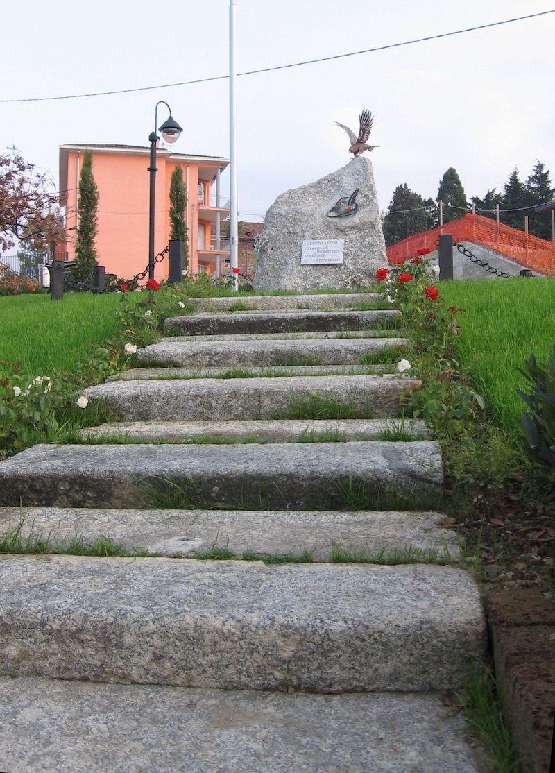 Garbagnate_monumento_alpini.JPG (388 KB)