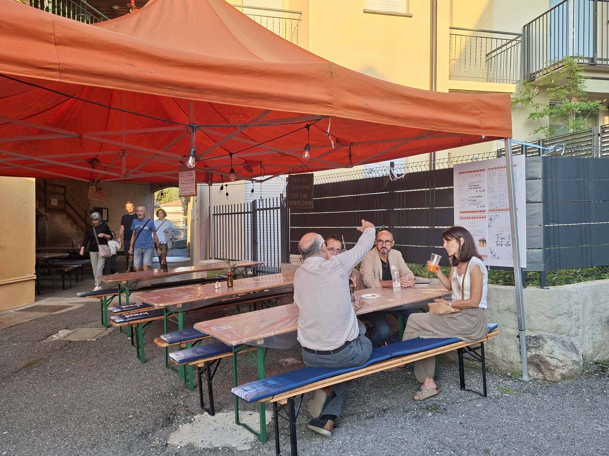 barzano_festadago__3_.jpg (849 KB)