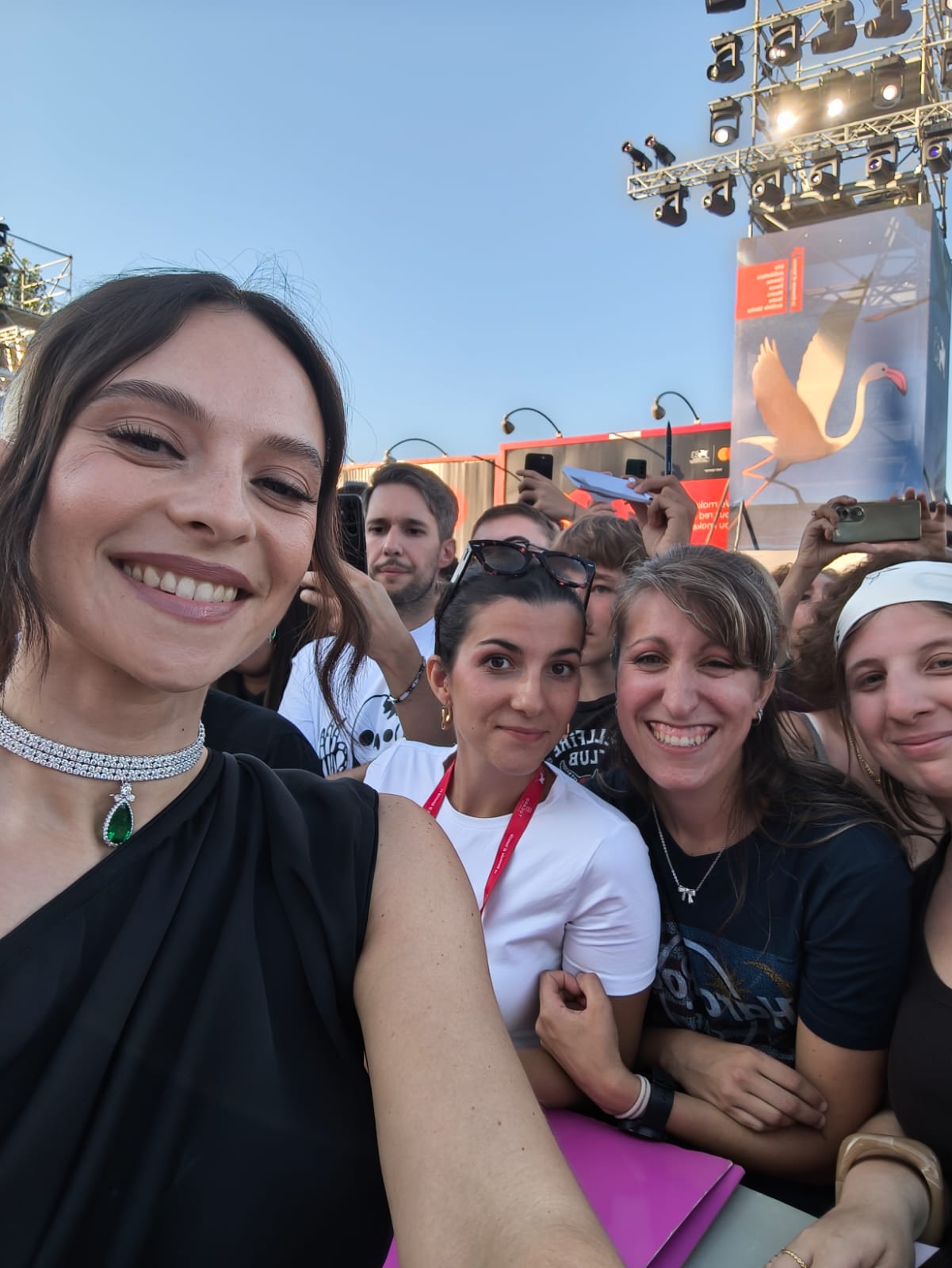 francesca_michielin_che_ha_cantato_nella_cerimonia_di_chiusura.jpeg (167 KB)