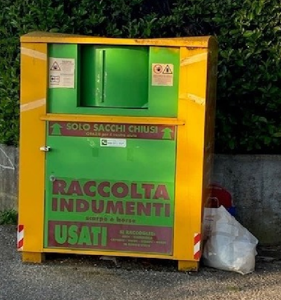valaperta_cassonetti3.jpg (160 KB)