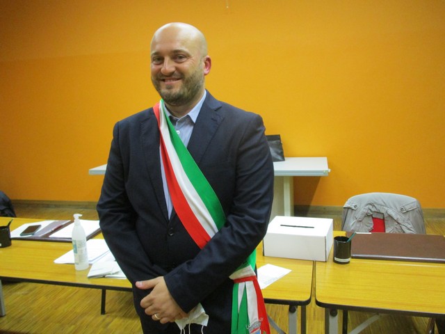 Sirtori_Matteo_Rosa.jpg (91 KB)