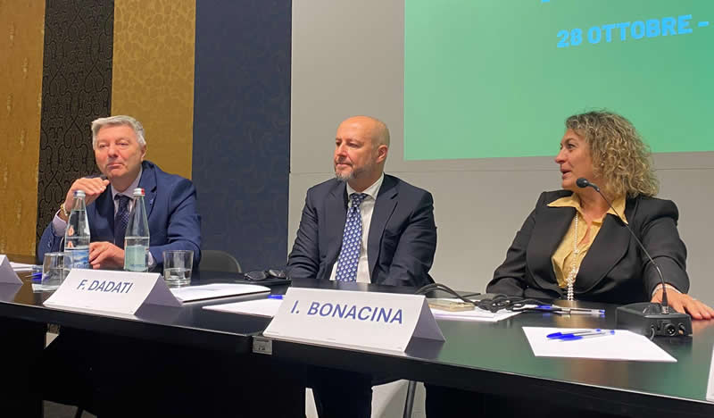 conferenza_artigianato2.jpg (41 KB)