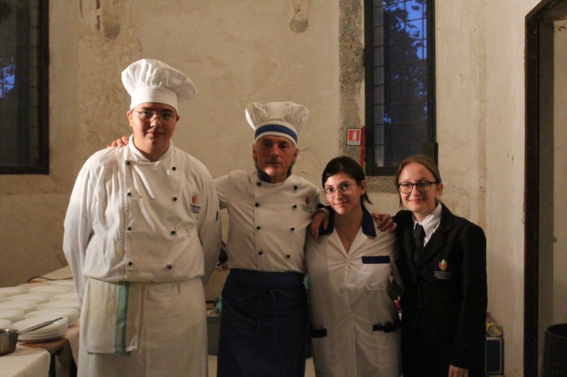 missagliacenacondelitto5.jpg (116 KB)