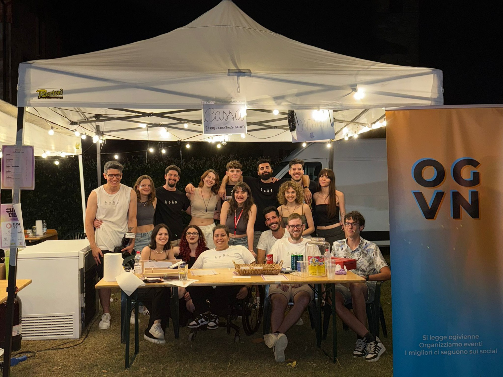 Membri_associazione_OGVN.jpg (535 KB)
