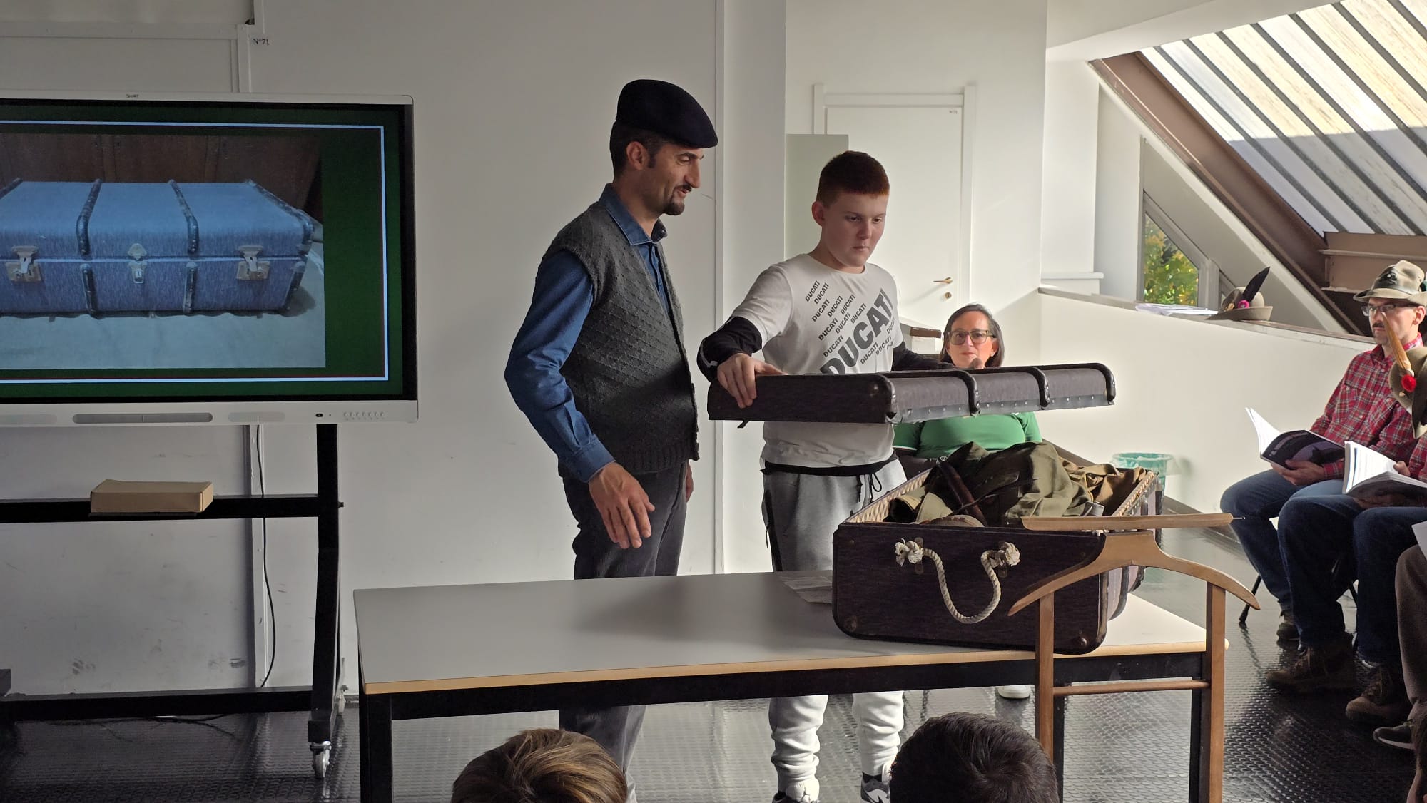 WhatsApp Image 2025-10-28 at 15.23.06  4 .