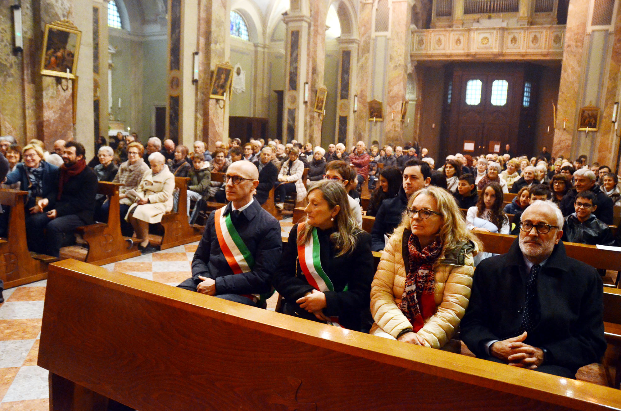 50ESIMO_MONSIGNOR_AMBROGIO_SPREAFICO_16.jpg (511 KB)