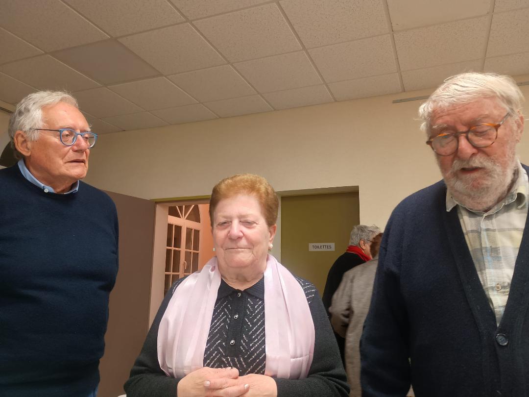 Ivo Voleno Daniel Lebier presidenti dei comitati di gemellaggio con il vicesindaco di Missaglia