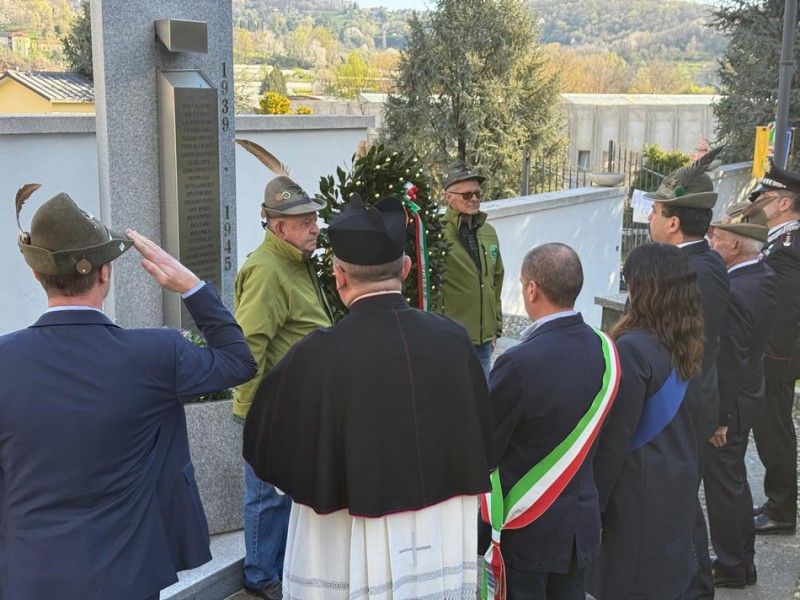 Vigan___anniversario_alpini.JPG (120 KB)