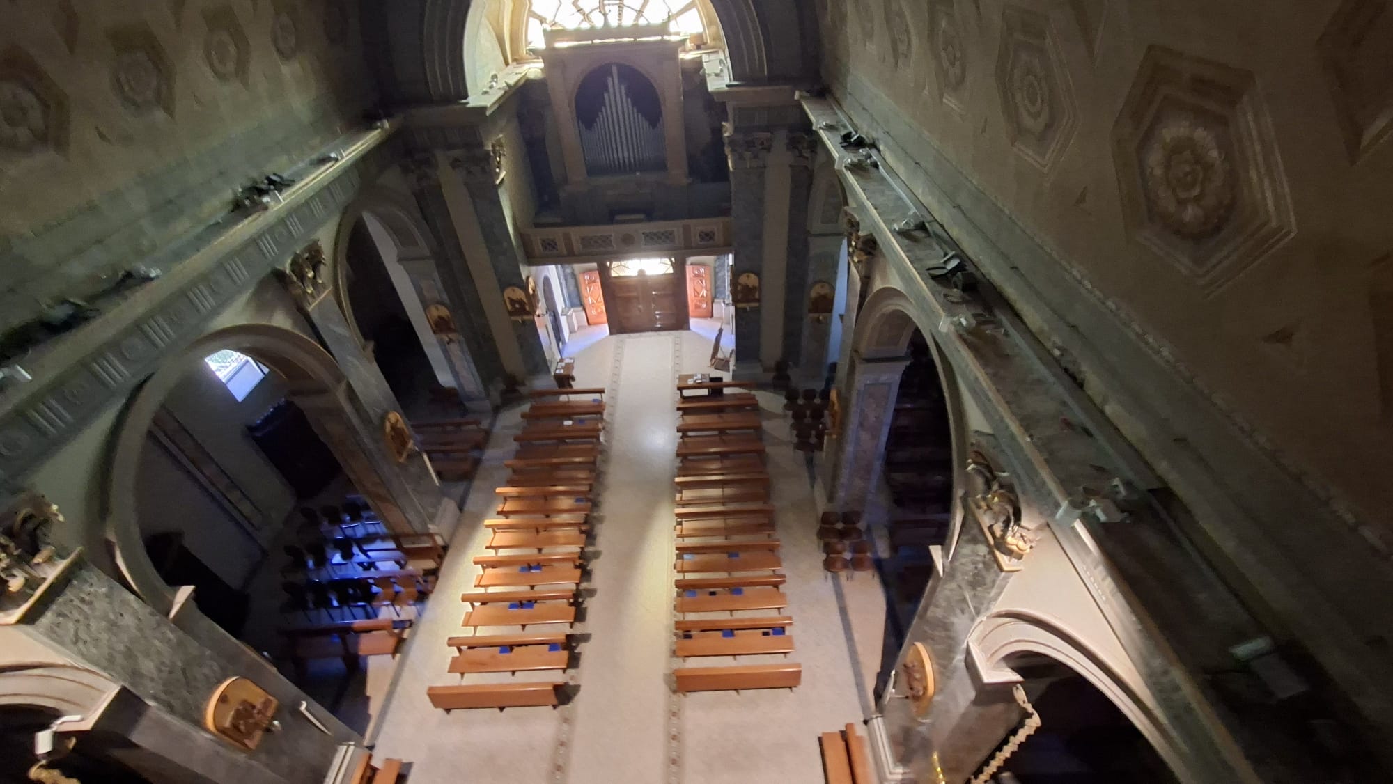 Bulciaghetto-restauro_interno_chiesa-22.jpg (196 KB)