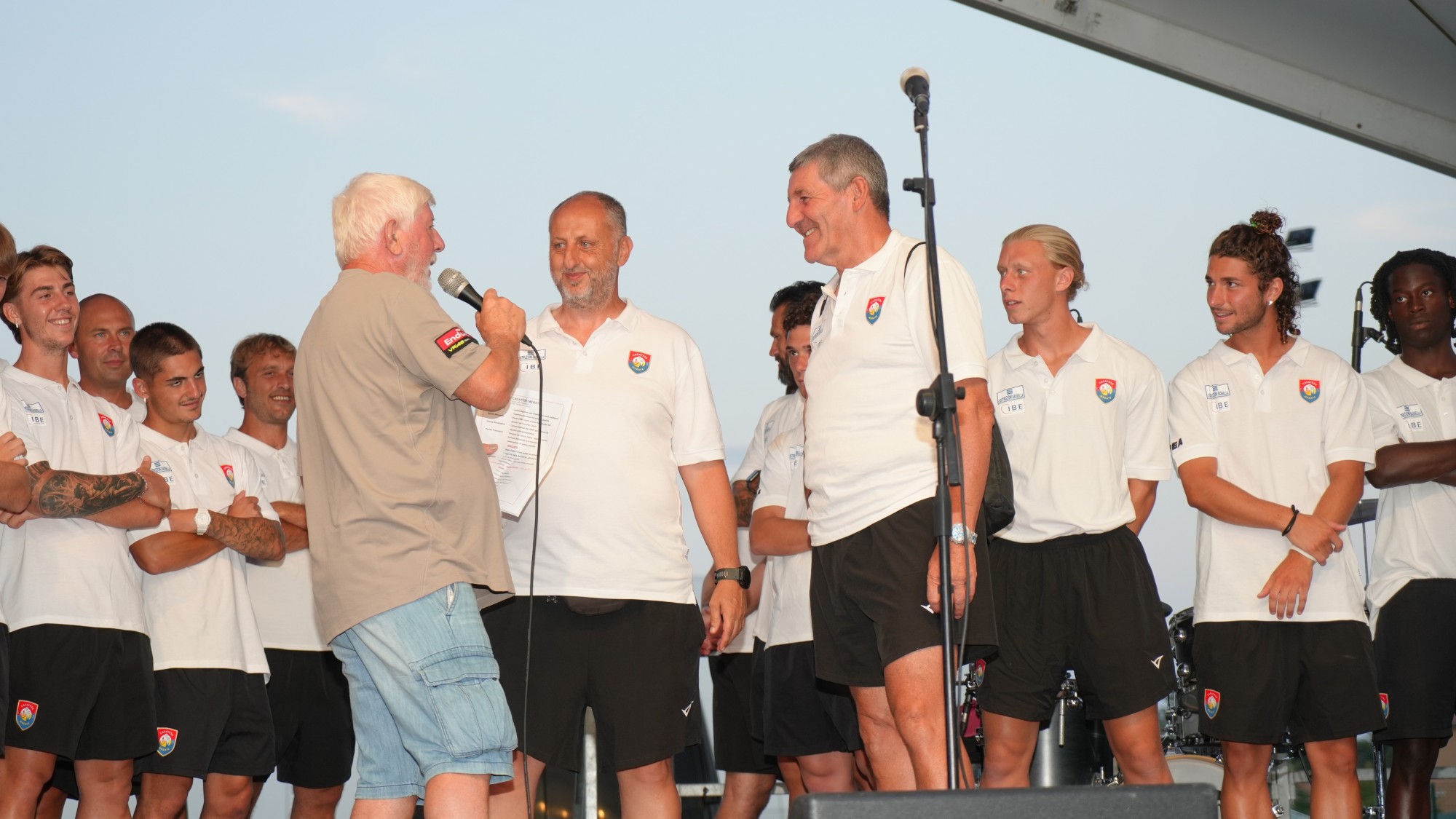 Presentazione_Casatese_Merate_04.JPG (299 KB)