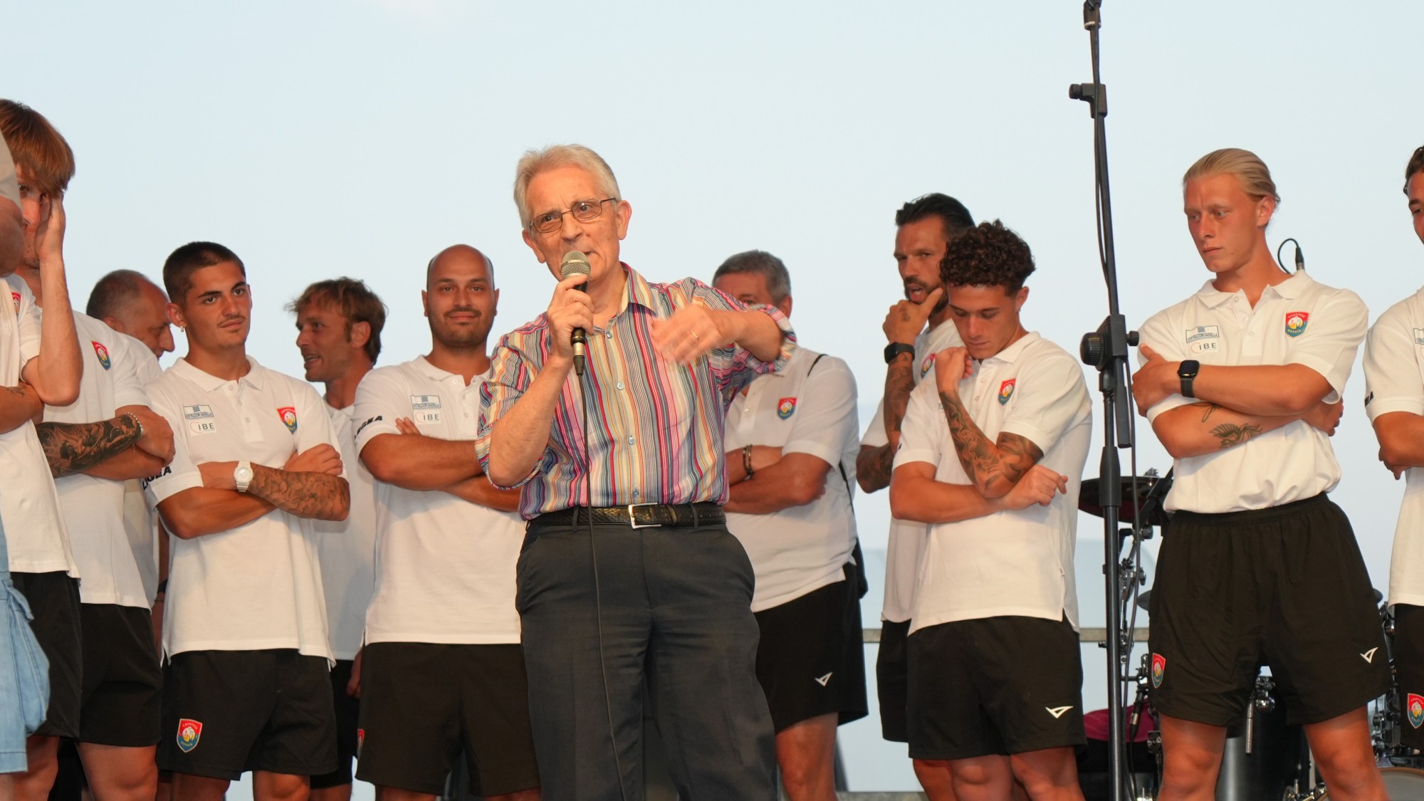 Presentazione_Casatese_Merate_06.JPG (302 KB)