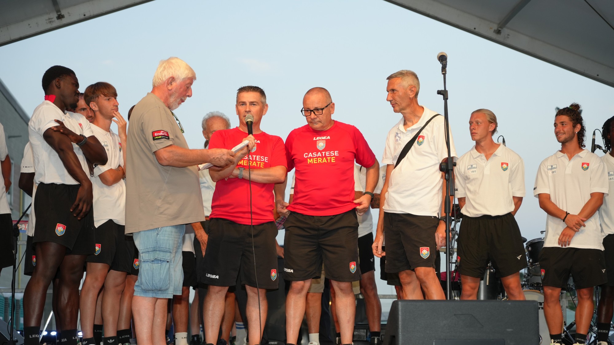 Presentazione_Casatese_Merate_10.JPG (343 KB)