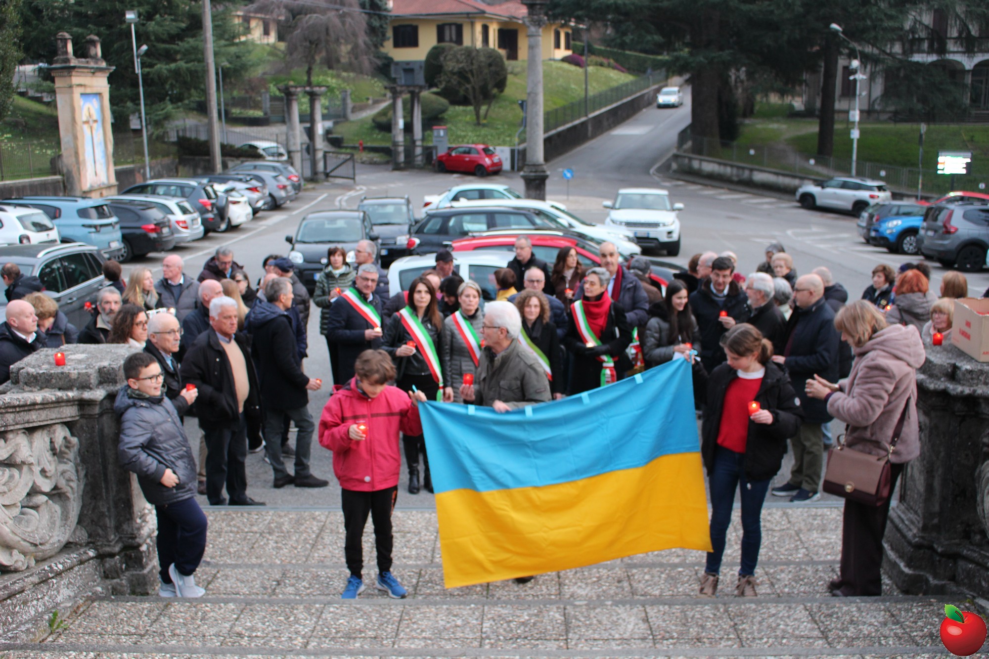 IMG_6962.JPG (589 KB)