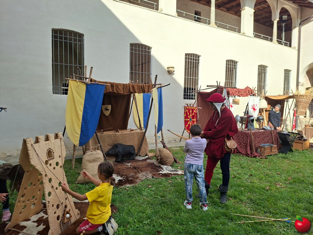 Missaglia_monastero_autunno0032.jpg (308 KB)
