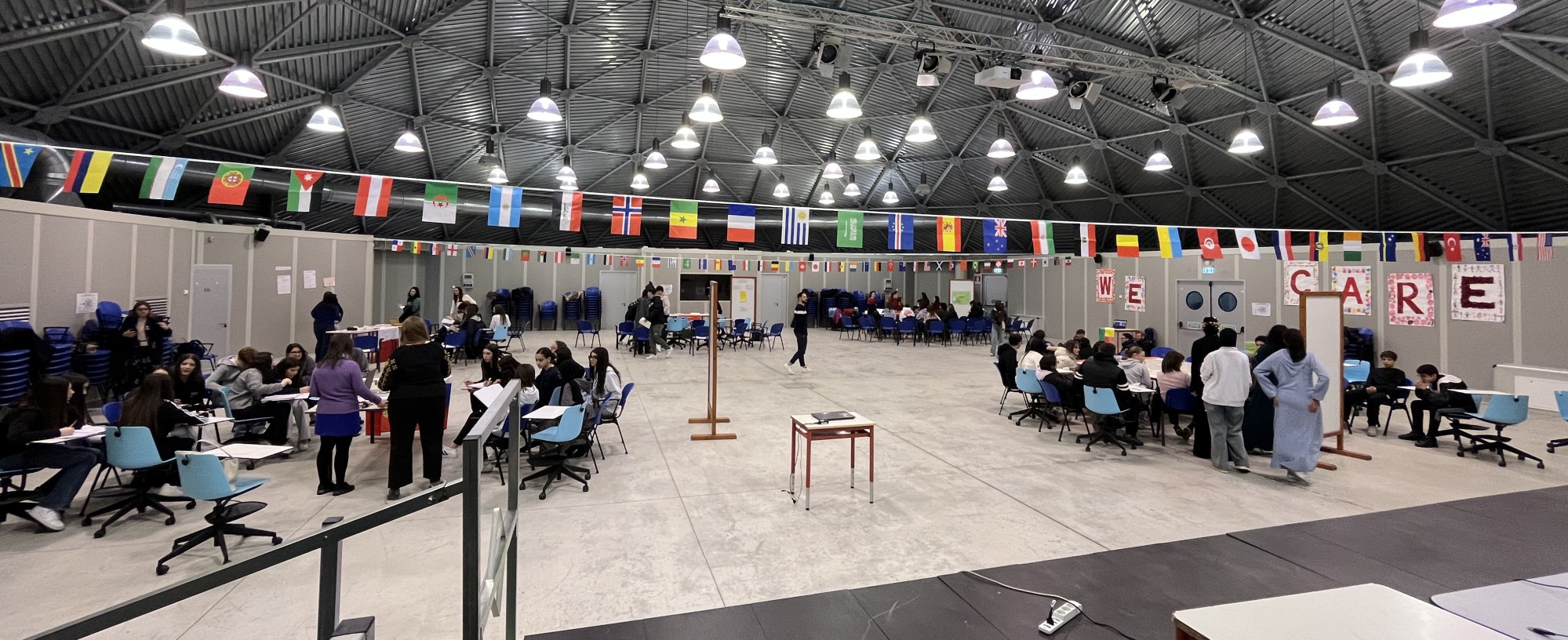 Bachelet-multilinguismo-17.JPG (1.04 MB)