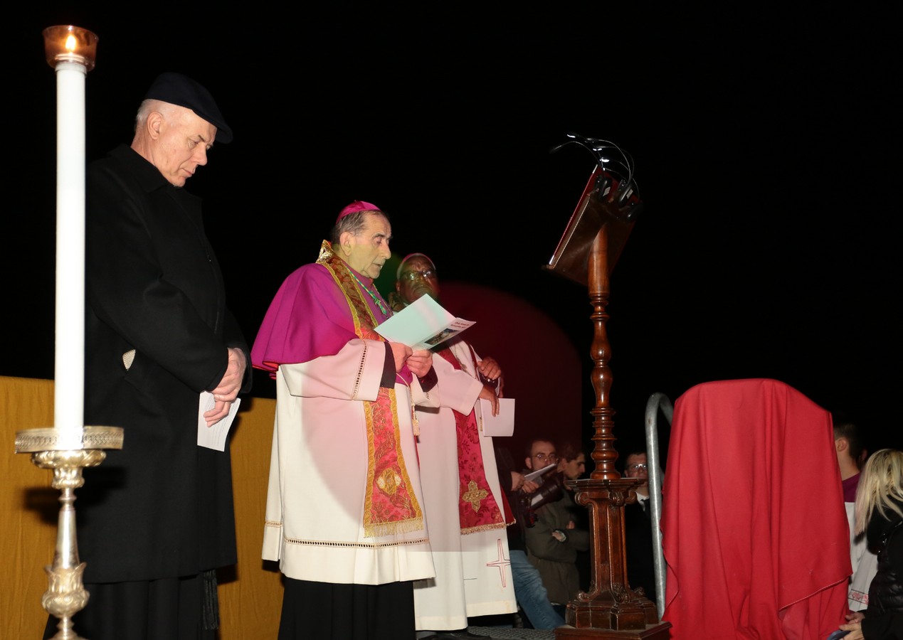 oggionoviacrucis_0013.jpg (138 KB)