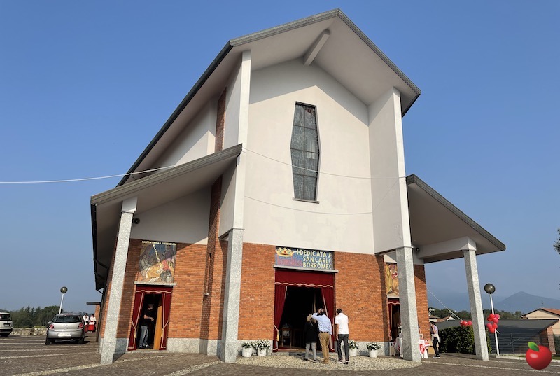 Nibionno_chiesa_cibrone.JPG (107 KB)