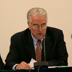 http://www.casateonline.it/public/filemanager/pub_files_archivio/2010/Ottobre/Cafagna.JPG